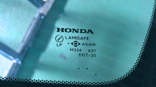 ホンダ オデッセイ RC 純正 フロント ガラス (m032315) オデッセイ純正フロントガラス交換費用83,000円～ - ホンダ車のガラス
